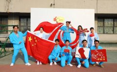 现任澳门大学工商管理学
